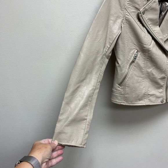 BLANKNYC Womens Fawn Beige Faux Leather Life Changer Moto Jacket‎ S $98 New* - Picture 2 of 14